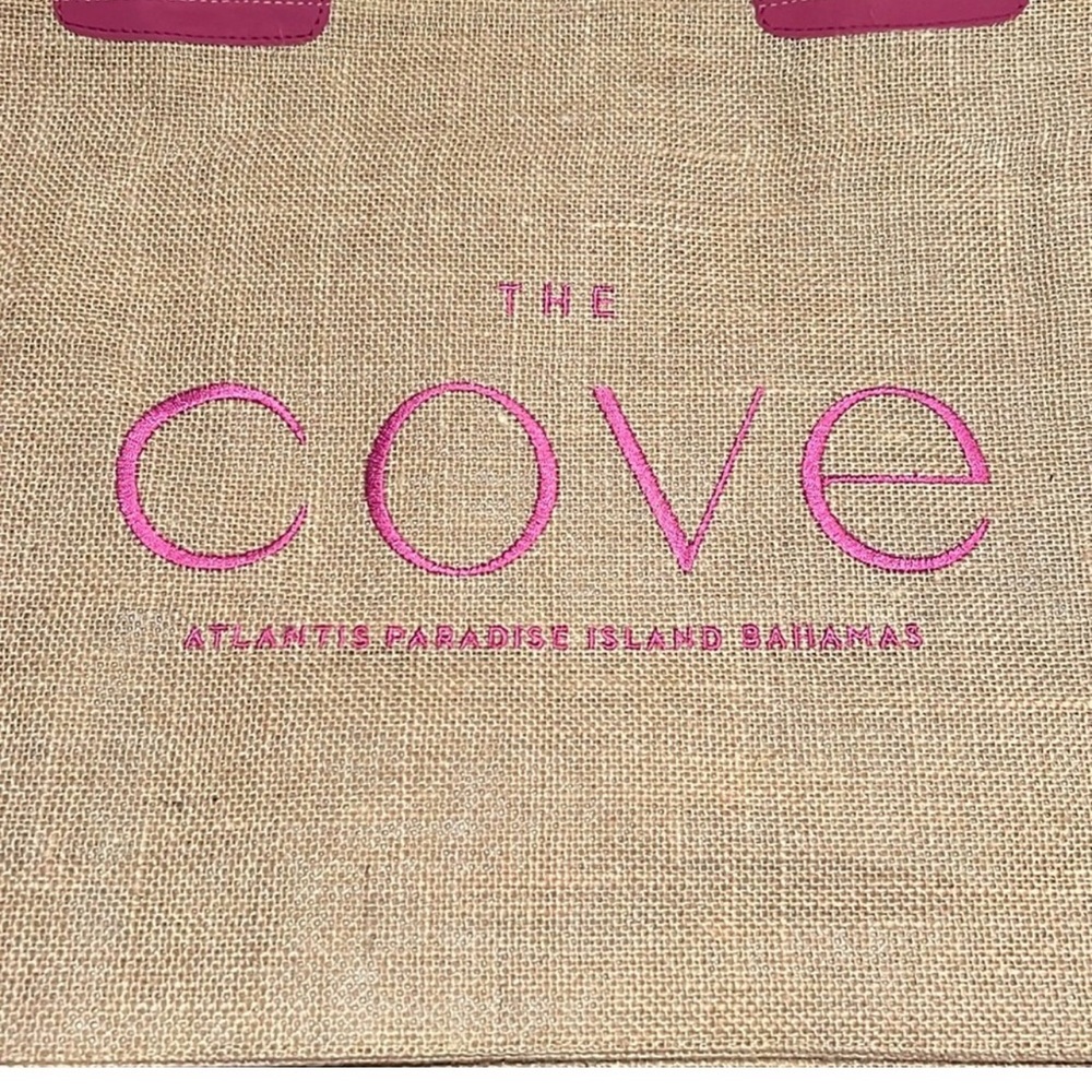 The Cove Paradise Island Beach Tote Bag